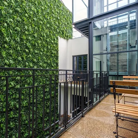 Art Deco 33 Luxury 2br Downtown Metro Ac Porto