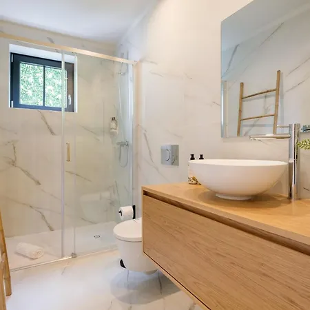 Art Deco 33 Luxury 2br Downtown Metro Ac Apartment Porto