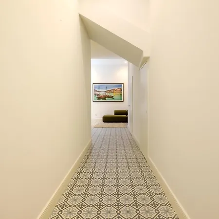 Art Deco 33 Luxury 2br Downtown Metro Ac