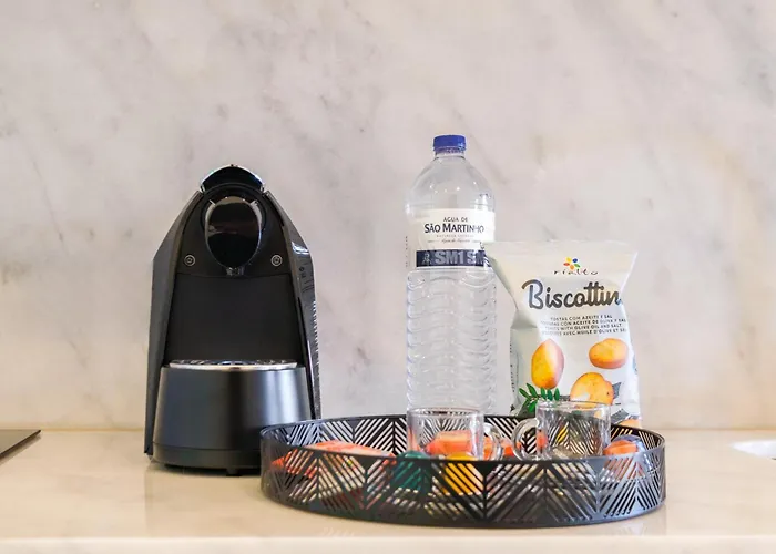 Art Deco 33 Luxury 2br Downtown Metro Ac Apartment *