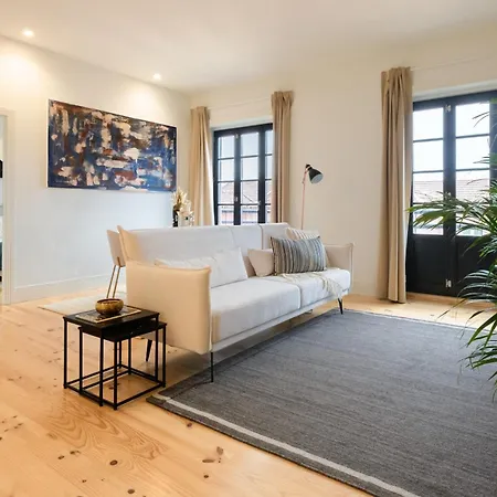 Art Deco 33 Luxury 2br Downtown Metro Ac 波尔图